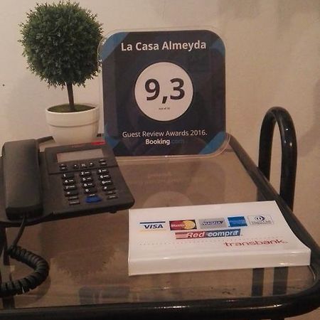 La Casa Almeyda Bed & Breakfast ซานติอาโก ภายนอก รูปภาพ